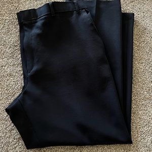 NWOT Bundle of men’s dress paints. Size 40x30
